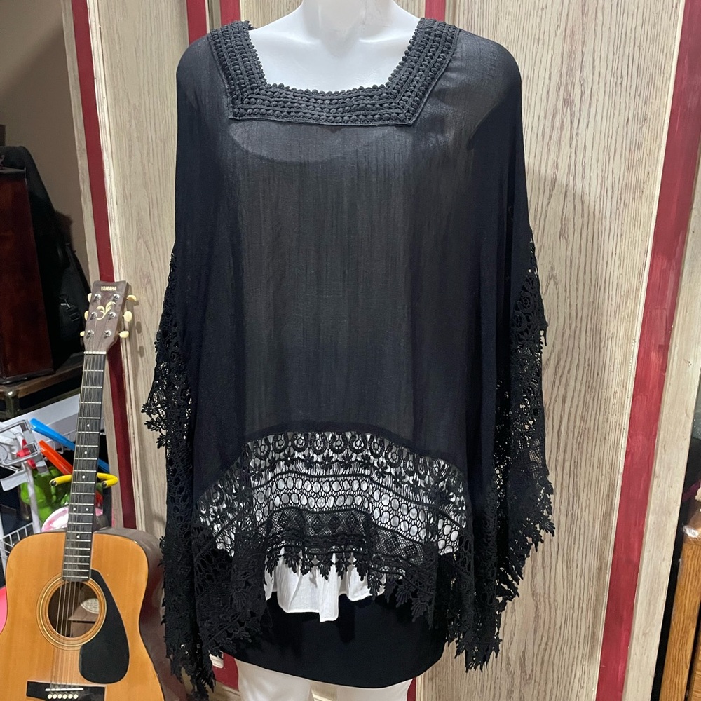 Zucar black cape medium